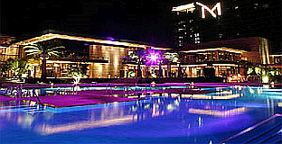 M-Resort-Pool