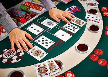 Live dealer